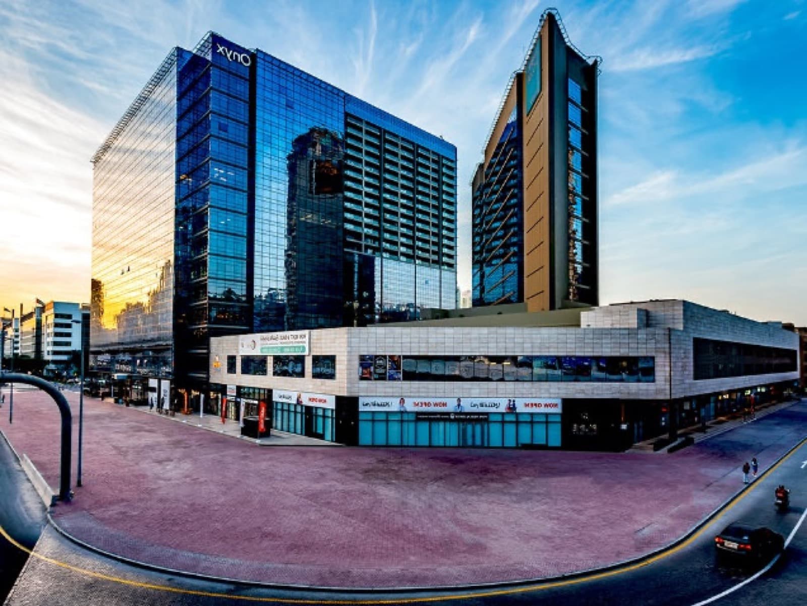 ONYX Building (3 Towers), Emirates Hills
